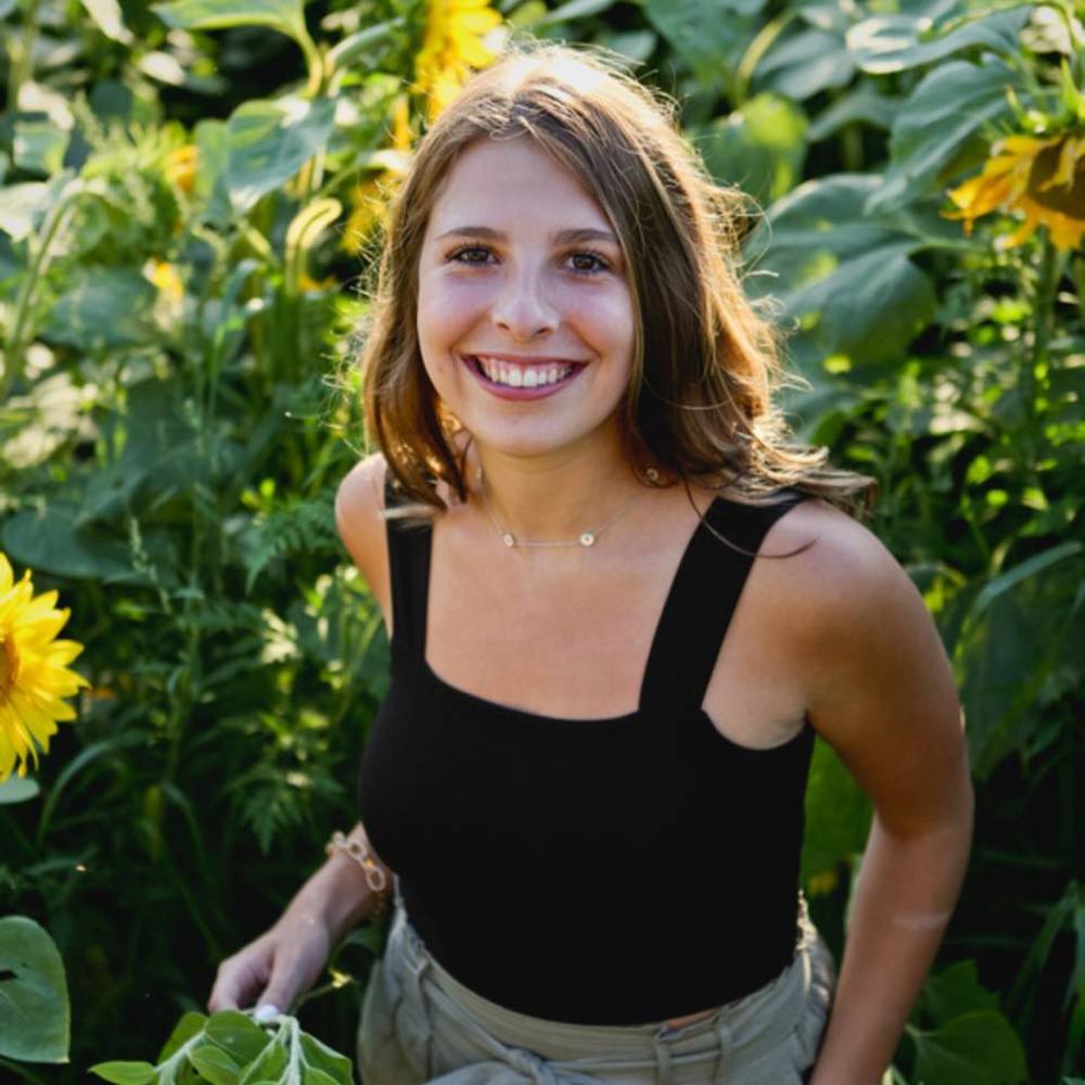 Meet your Posher, Emma